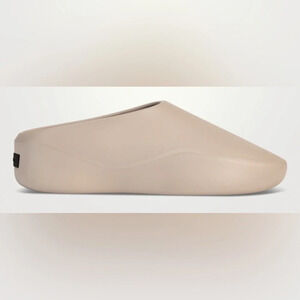 NIB FEAR OF GOD EVA designer trendy streetwear slip on sandal runner Shoes 11/12